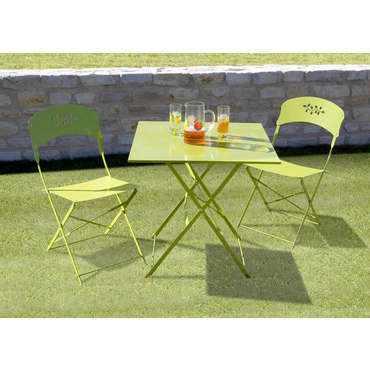 Table + 2 chaises set jardin coloris lime pour 100